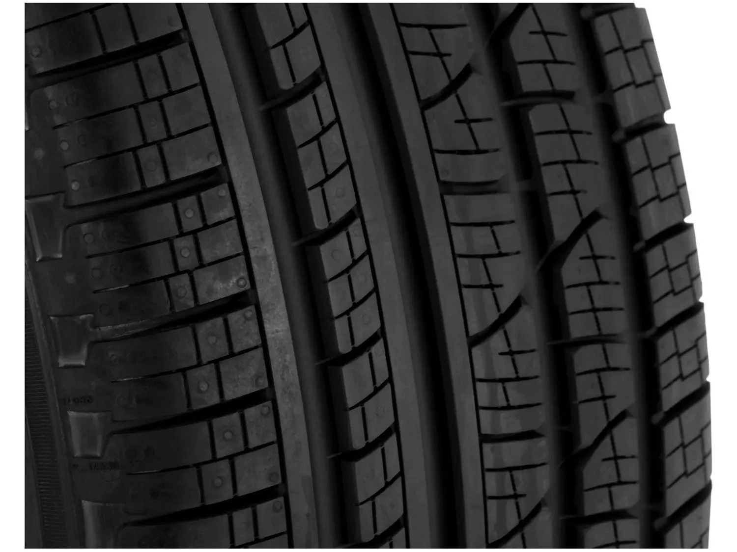 Pneu Aro 18” Pirelli 235/60R18 107V Scorpion Verde - All Season - Imagem 4